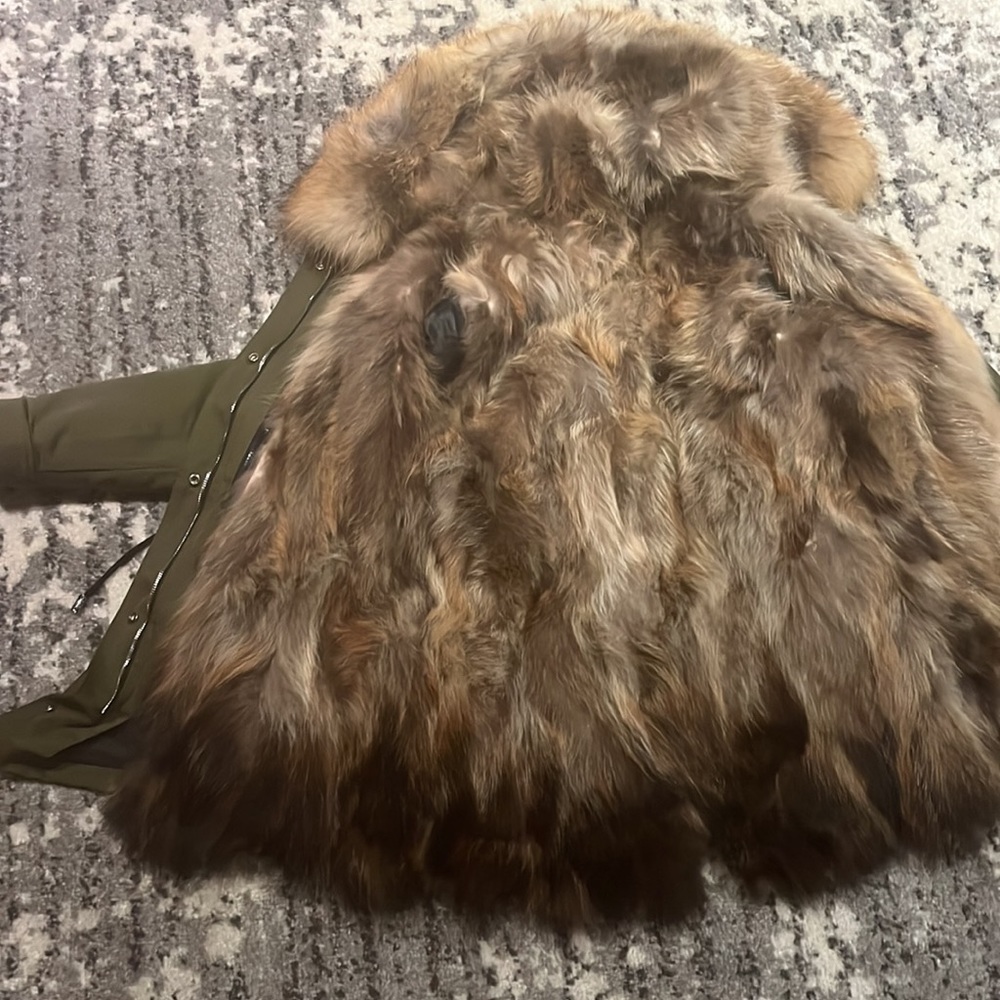 Fur jacket - Picture 2 of 3